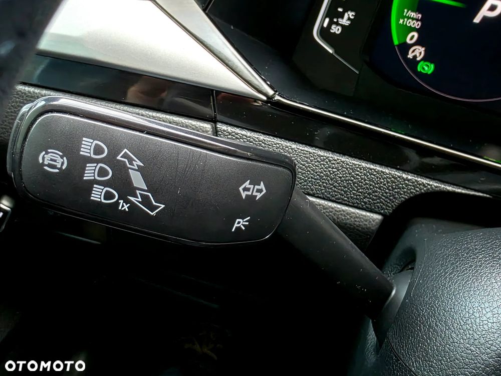 Volkswagen Arteon 2.0 TDI SCR 4Motion DSG R-Line - 37
