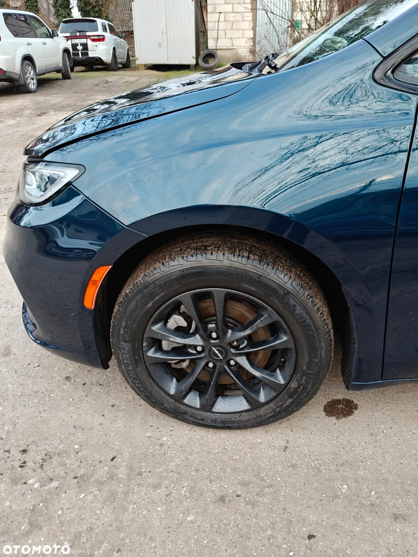 Chrysler Pacifica - 15