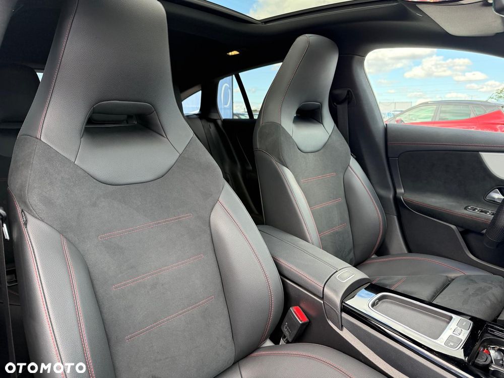 Mercedes-Benz CLA - 18