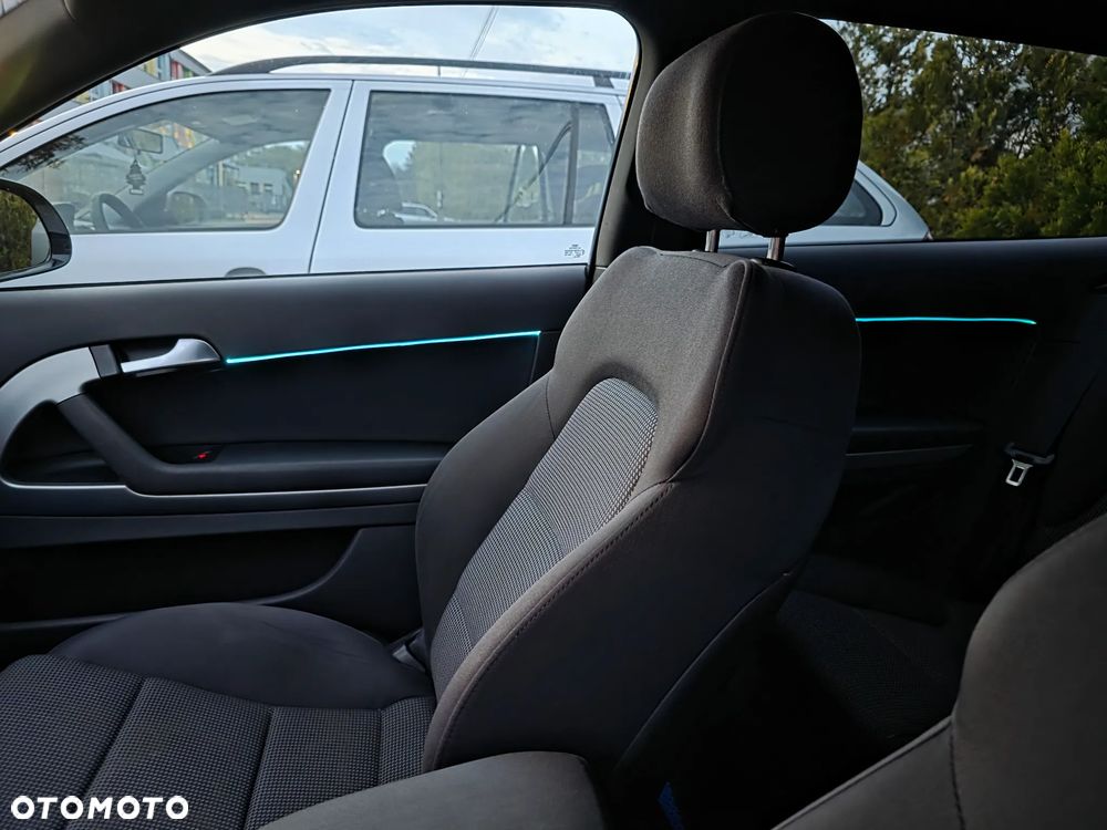 Audi A3 3-drzwiowe 2.0 TFSI S line Sportpaket (plus) - 23