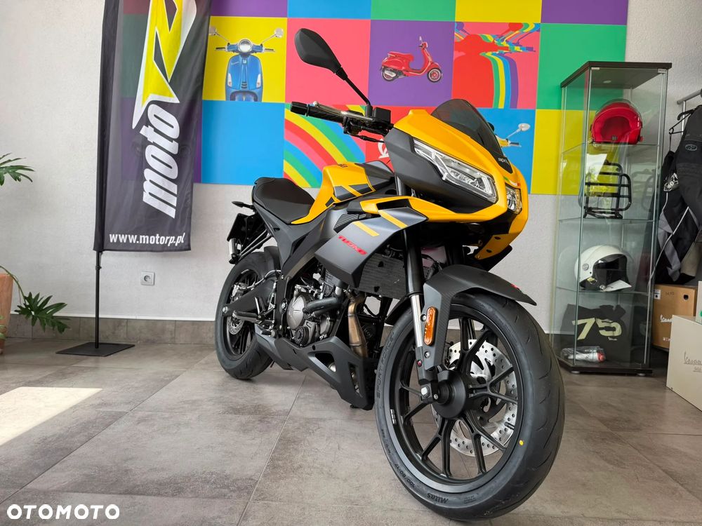 Aprilia Tuono - 1