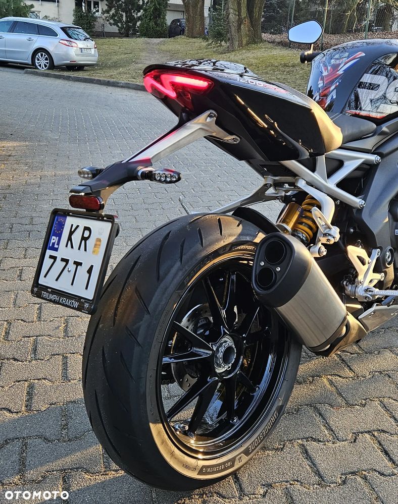 Triumph Speed Triple - 10