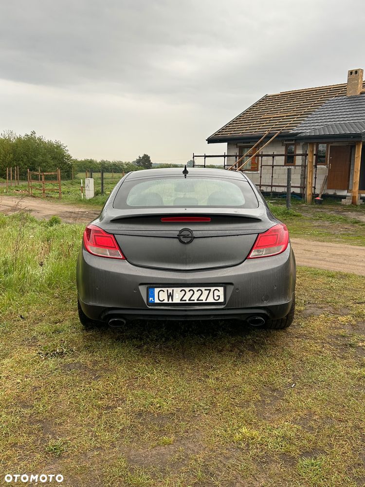 Opel Insignia 2.0 T Cosmo 4x4 - 3