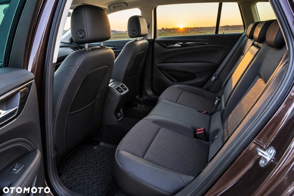 Opel Insignia 2.0 CDTI Innovation S&S - 7