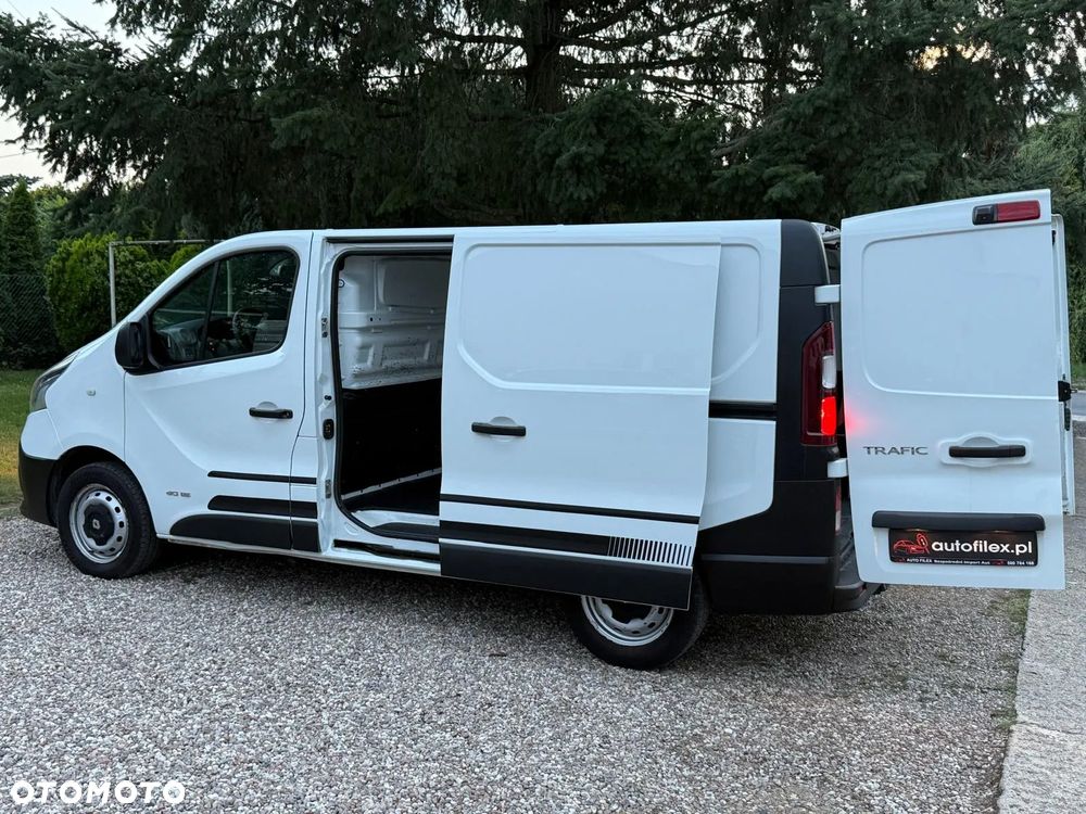 Renault Trafic - 10