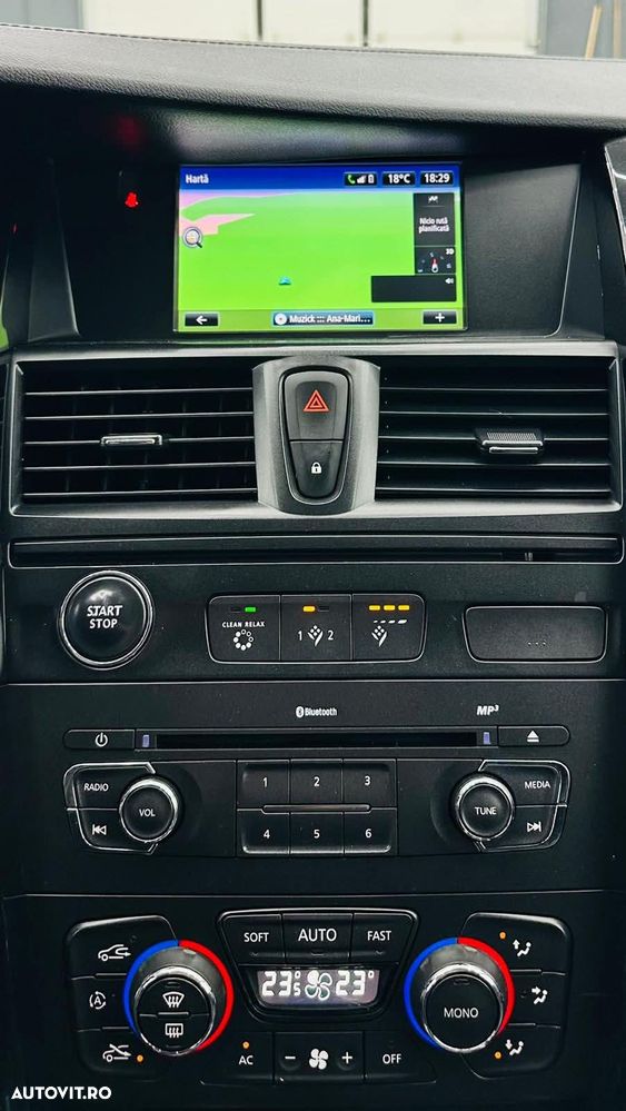 Renault Latitude 2.0 dCi Initiale - 10