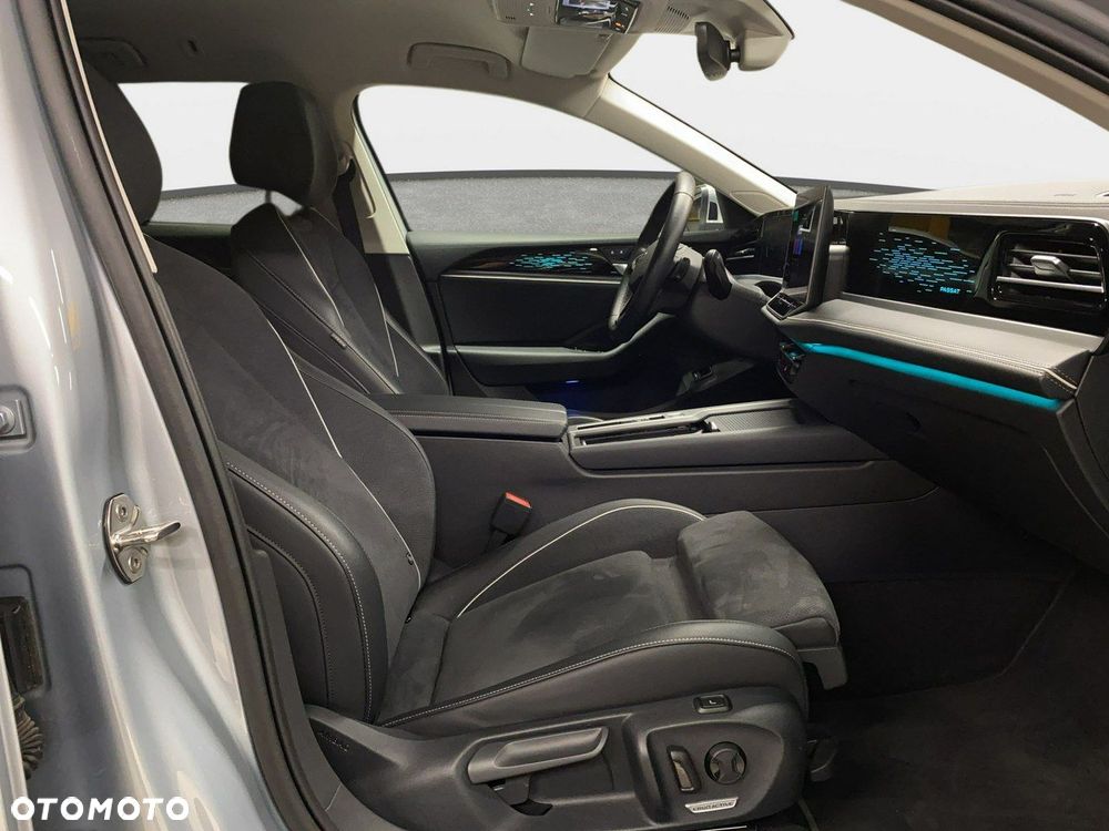 Volkswagen Passat Variant - 13