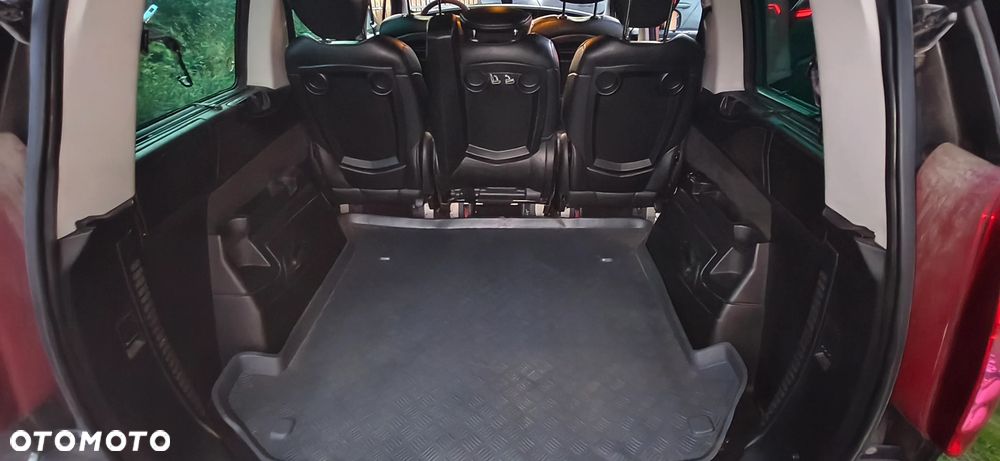 Peugeot 807 - 20