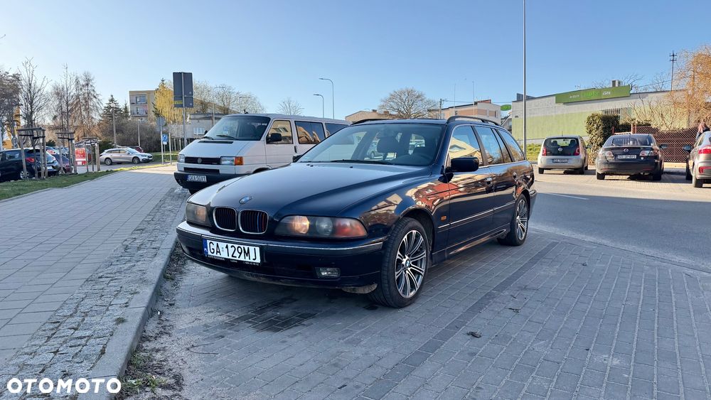 BMW Seria 5 - 1