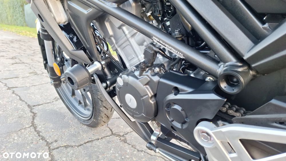 Honda CBR - 17