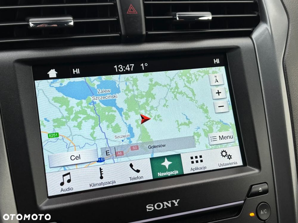 Ford Mondeo 2.0 EcoBlue Titanium - 24