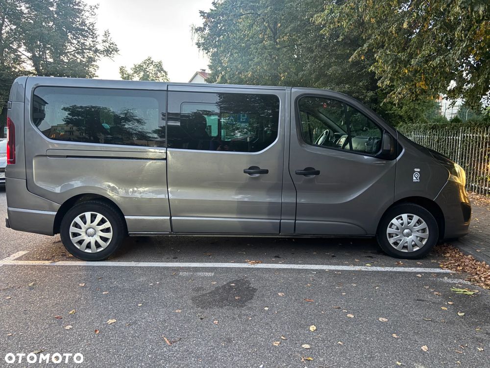Opel Vivaro 2015 photo 3