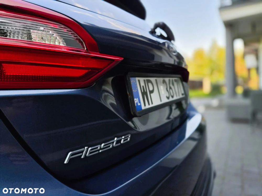Ford Fiesta - 32