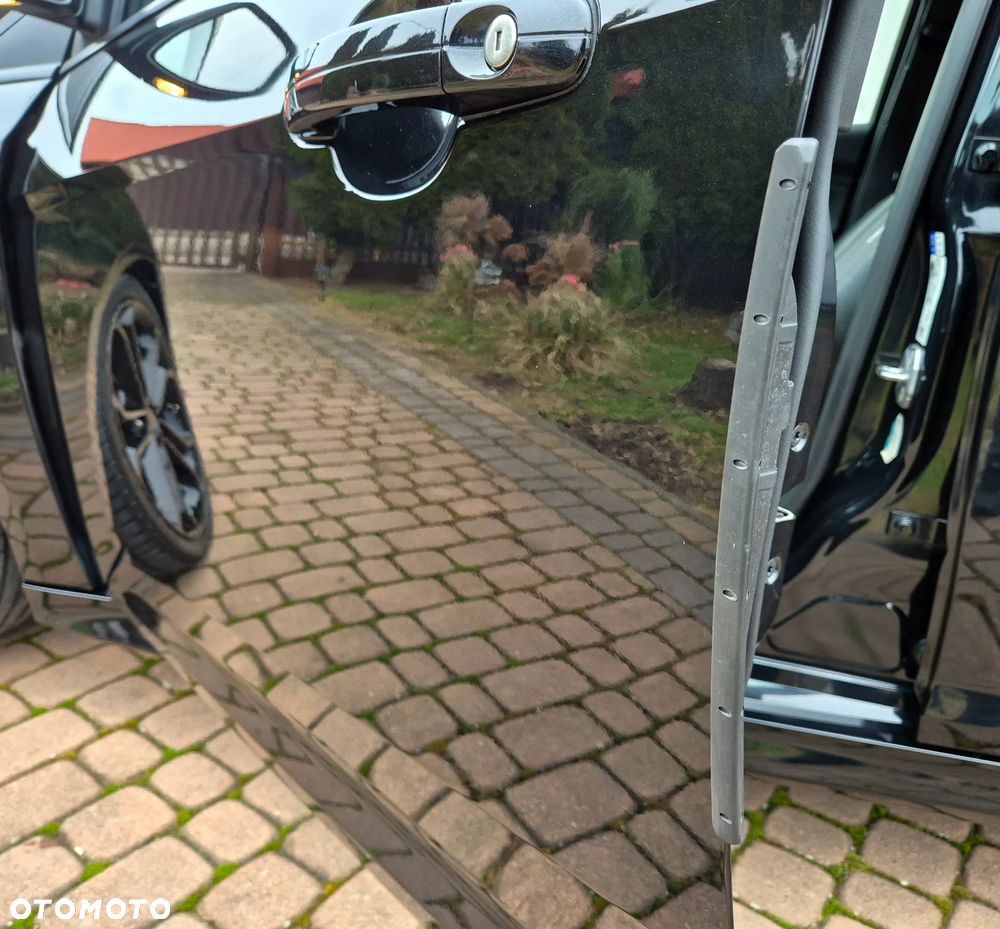 Ford Focus 2.0 TDCi ST - 33