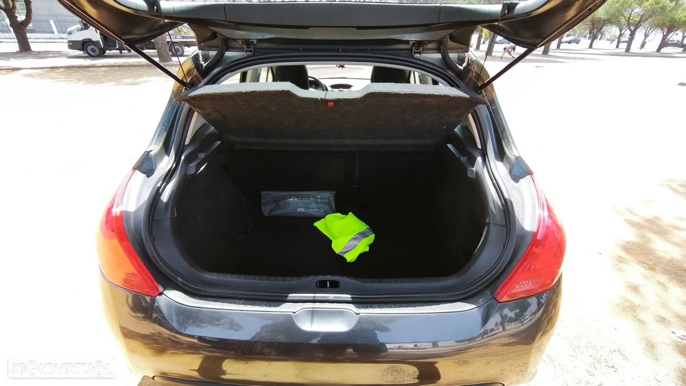 Peugeot 308 1.6 HDi Sport CVM6 - 9