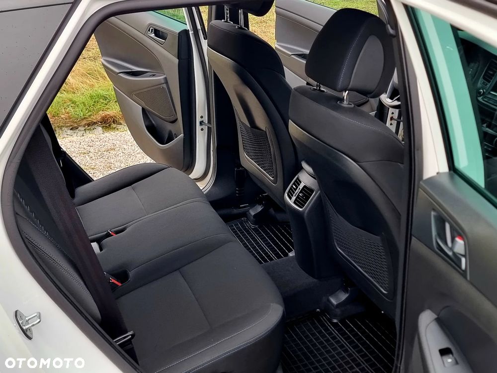 Hyundai Tucson blue 1.6 GDi 2WD Navi - 15