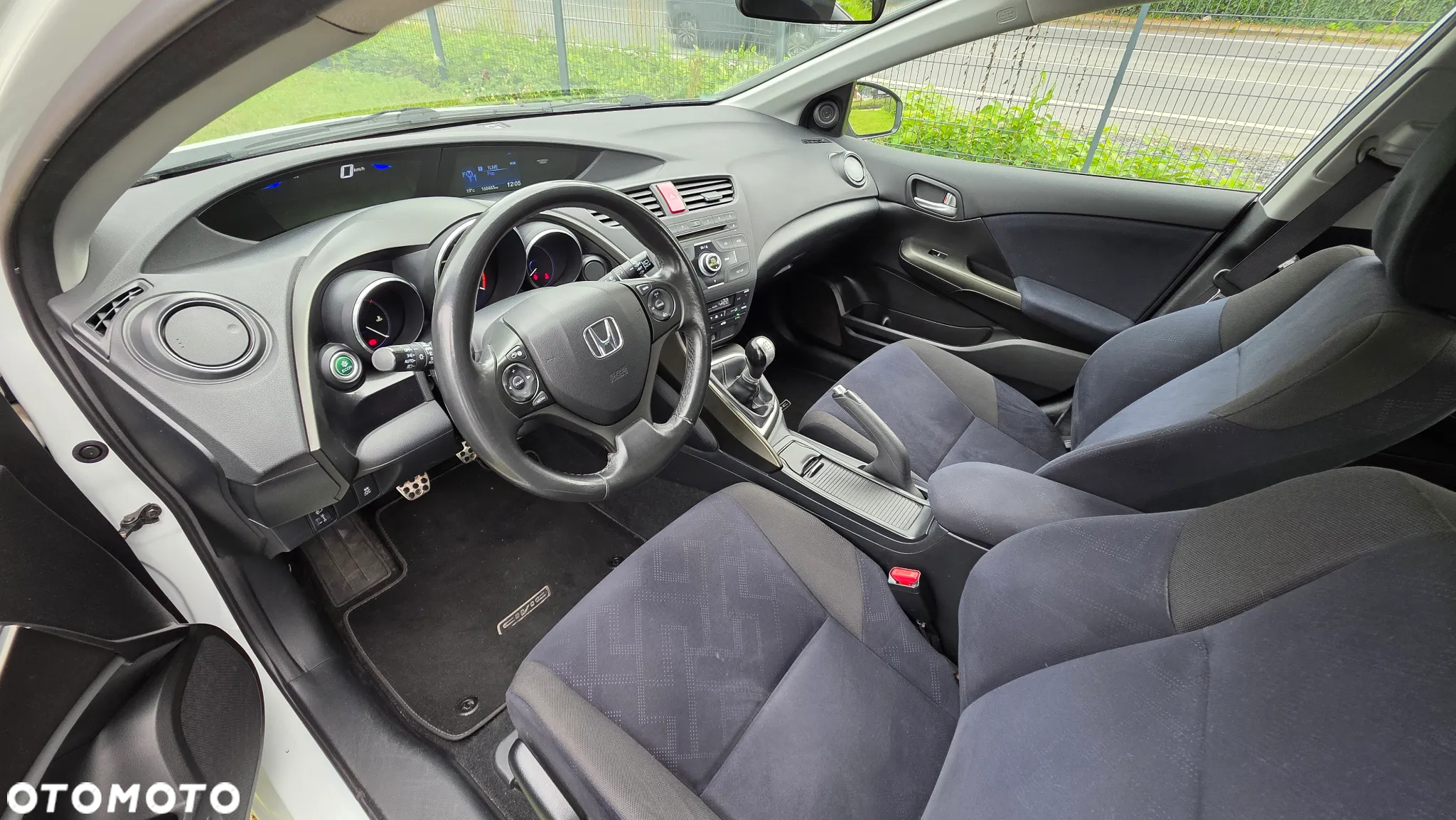 Honda Civic 1.8 Sport - 17