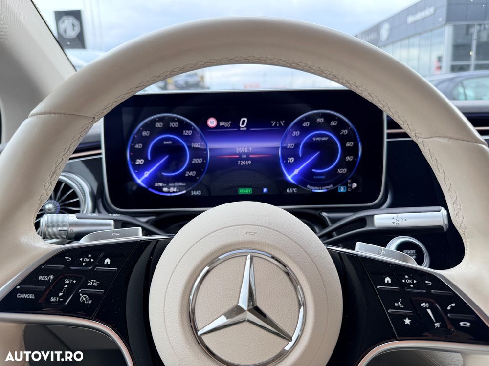 Mercedes-Benz EQS 350 - 12