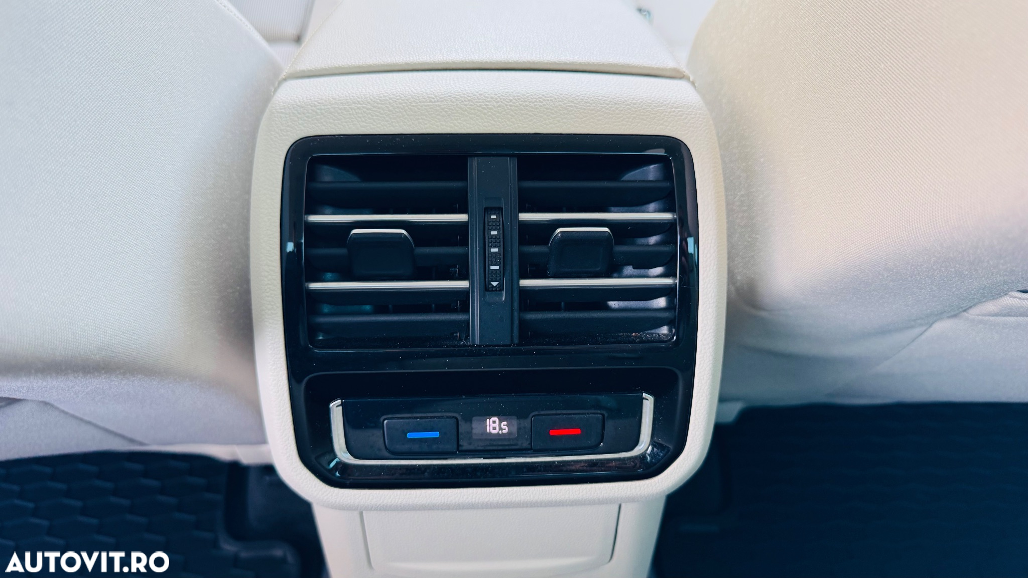 Volkswagen Passat - 5