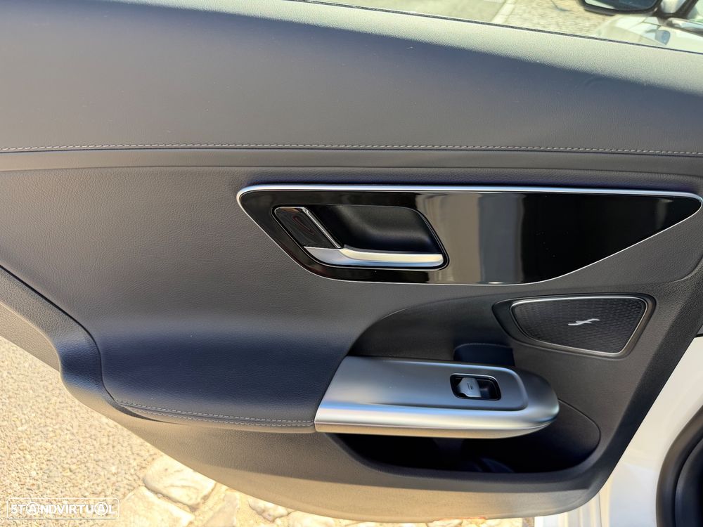 Mercedes-Benz C 300 de AMG Line - 15