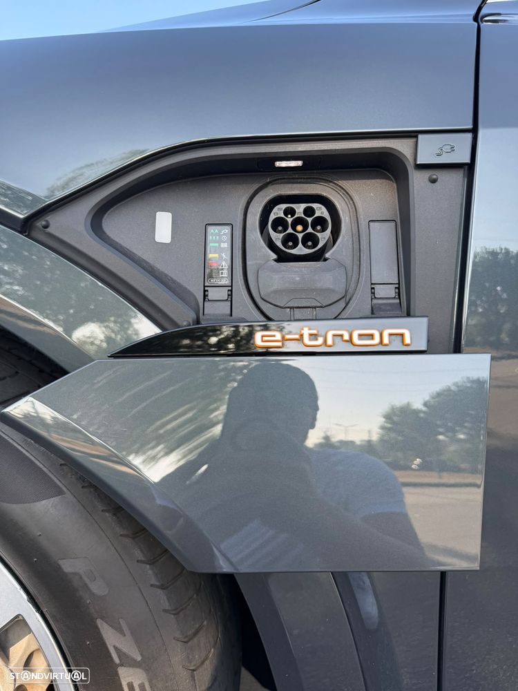 Audi e-tron 50 quattro Advanced - 33