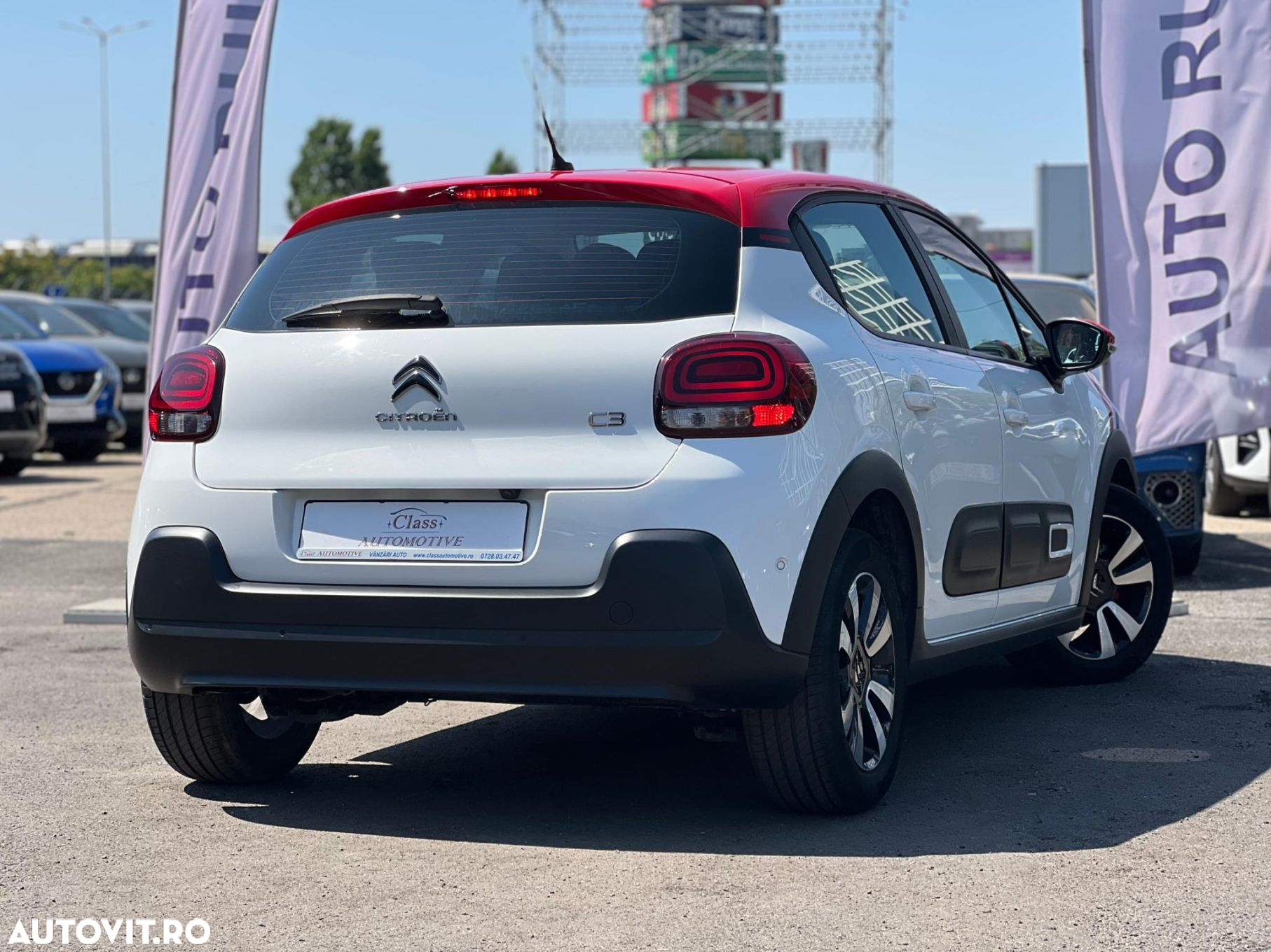 Citroën C3 1.2 PureTech S&S EAT Shine - 7