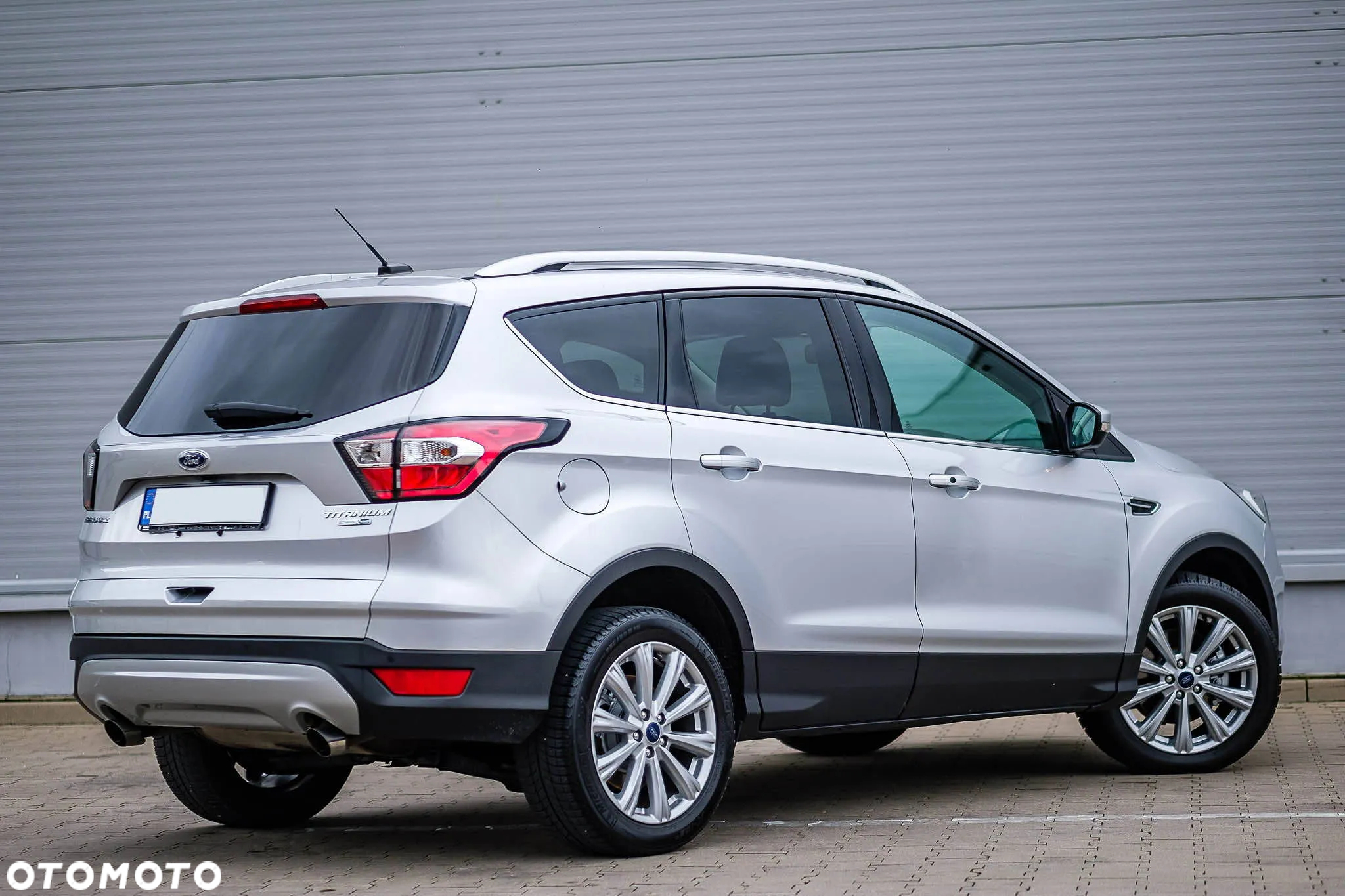 Ford Kuga - 11