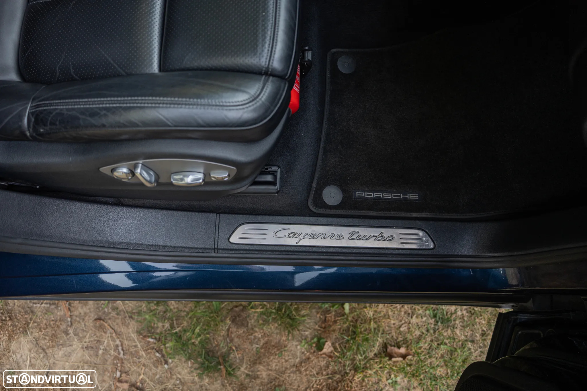 Porsche Cayenne Turbo - 48