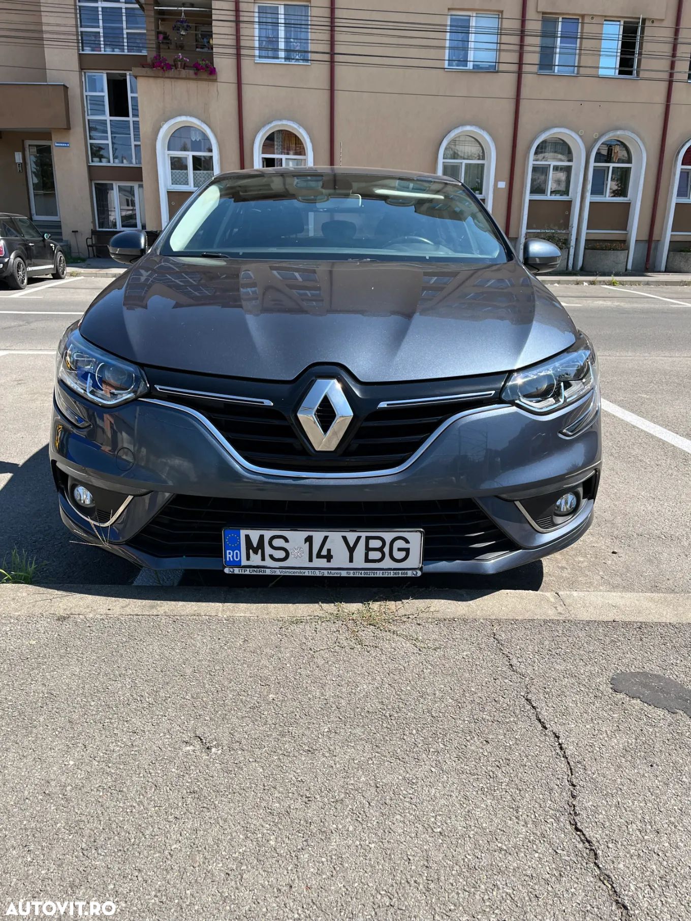 Renault Megane - 1