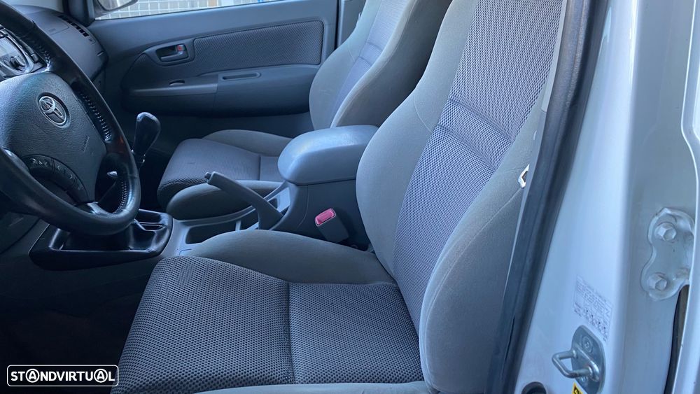 Toyota Hilux 3.0 D-4D 4WD CD Tracker - 17