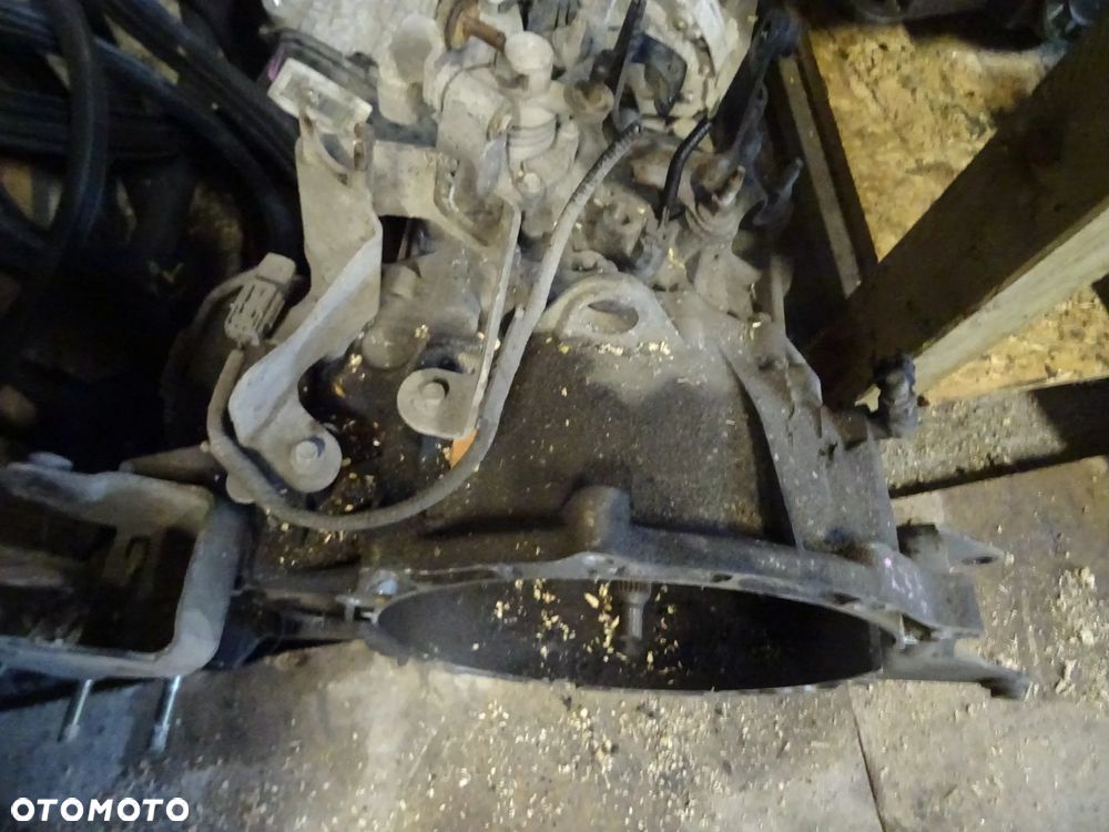 FORD MAVERICK 2,3 150 KM SKRZYNIA BIEGOW POLOS LEWA PRAWA CZUJNIK PREDKOSCI IMPULSATOR ROZNE CZESCI PYTAC - 1