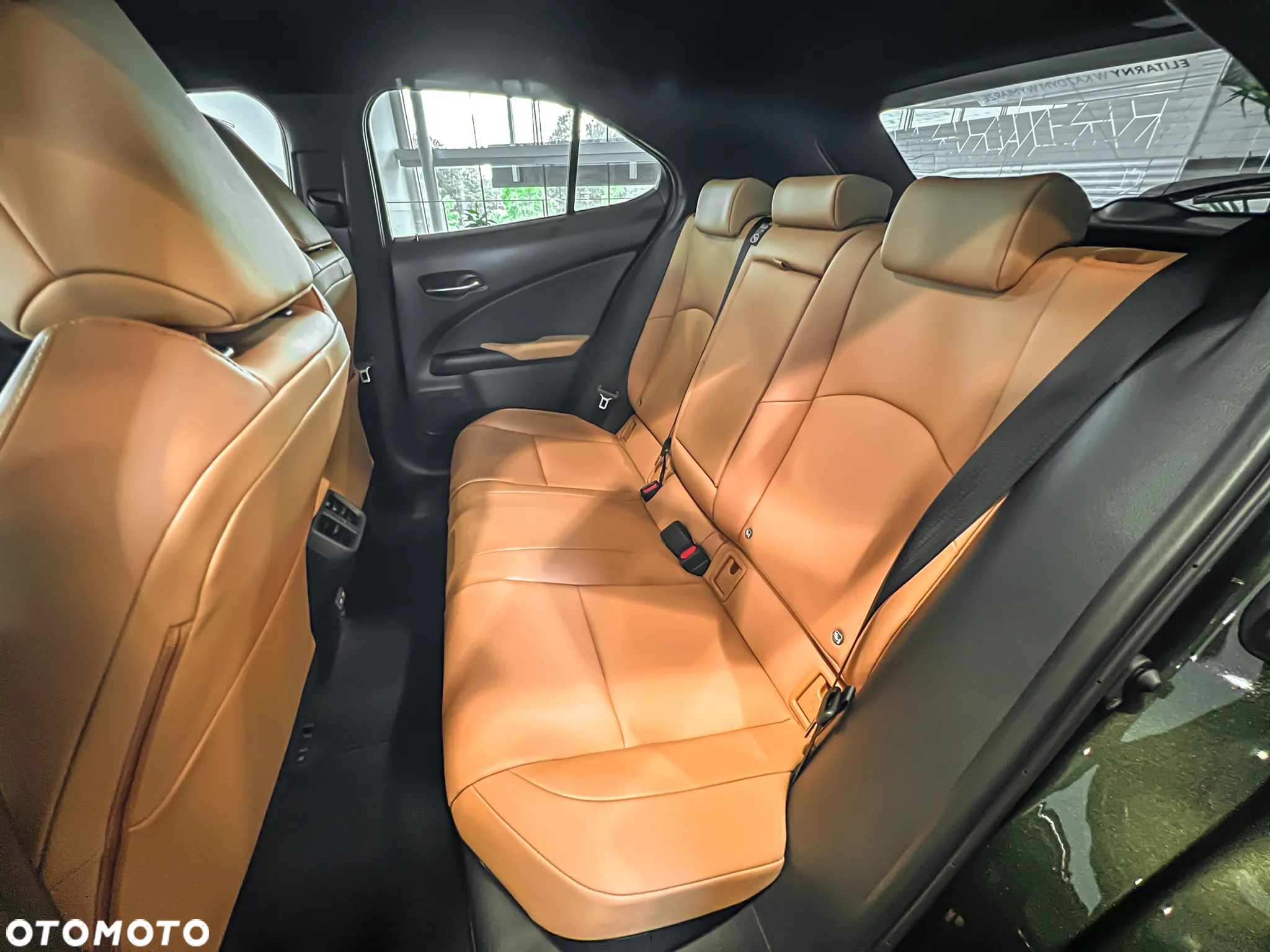 Lexus UX 200 GPF F Sport Design 2WD - 11