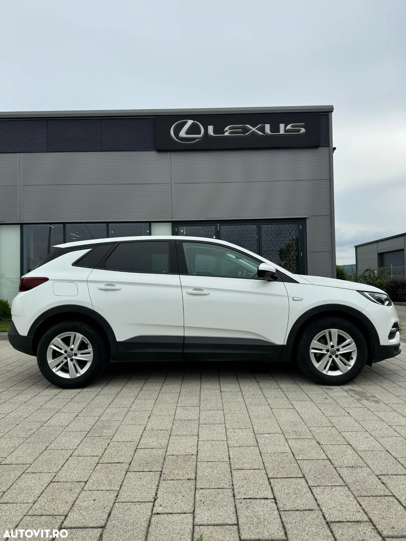 Opel Grandland X 1.2 Turbo START/STOP Aut. Enjoy - 10