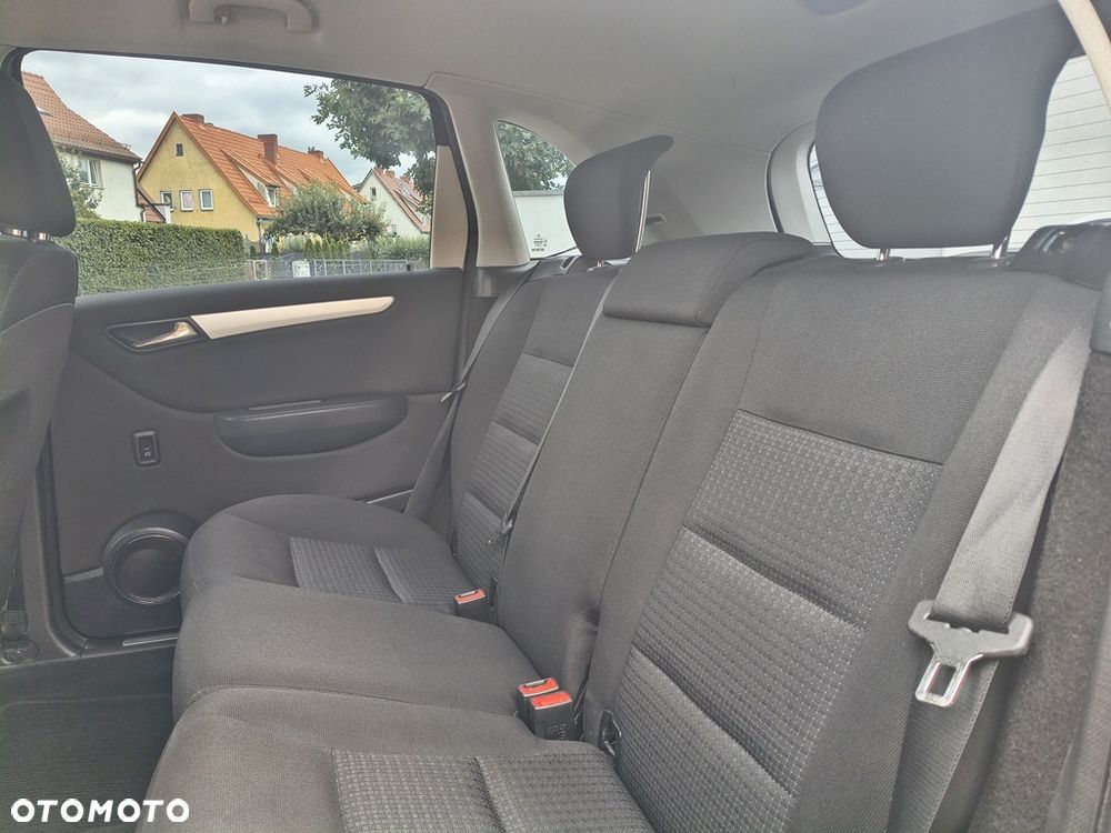 Mercedes-Benz Klasa B 150 - 26