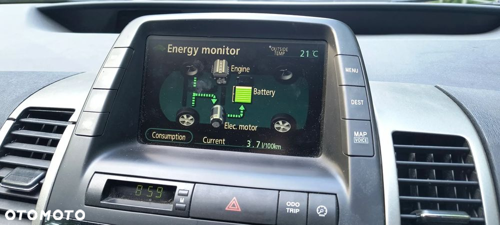 Toyota Prius 1.5 VVT-i Sol (nav) - 4