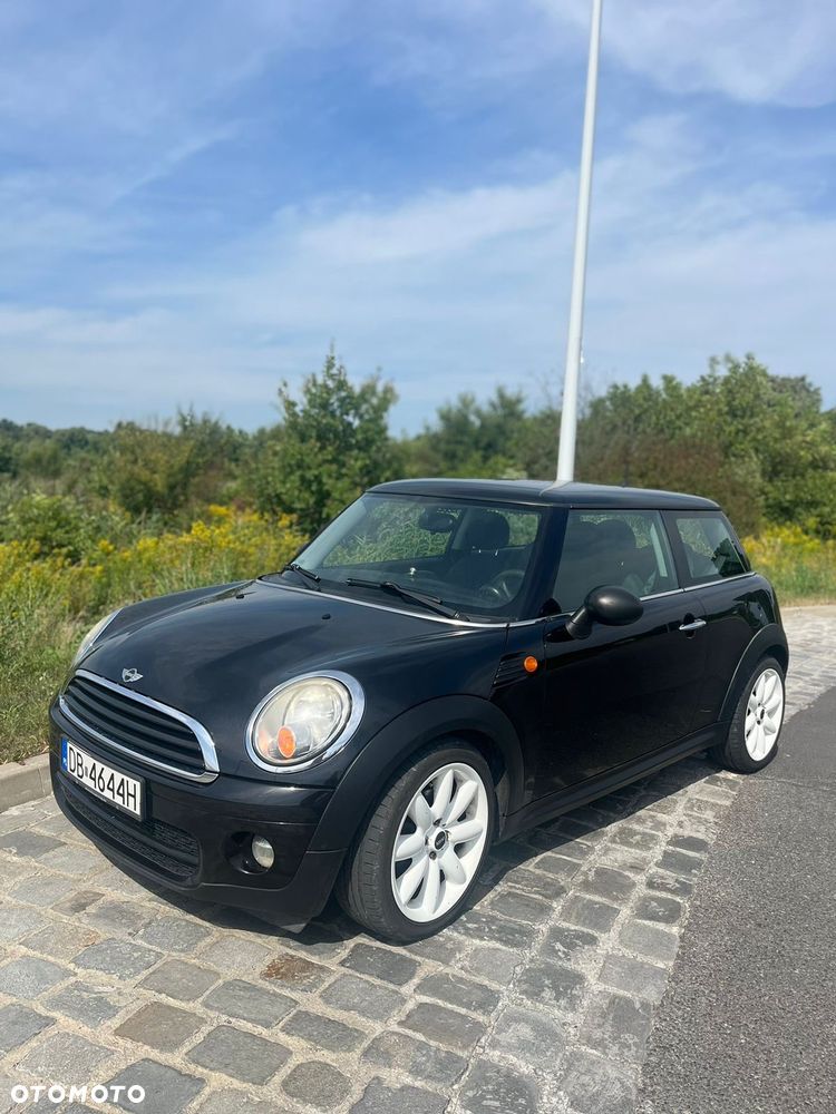 MINI ONE D - 12