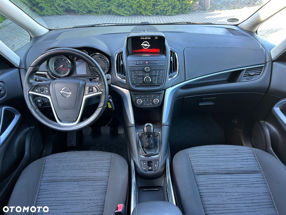 Opel Zafira Tourer 2.0 CDTI Style - 17