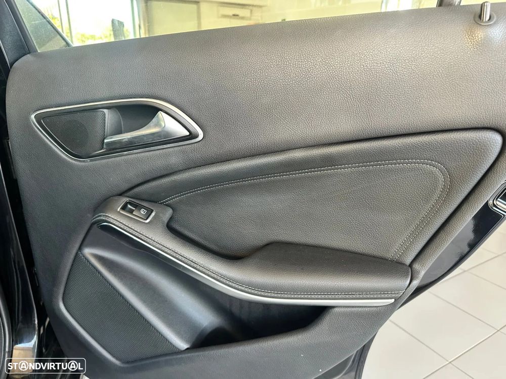 Mercedes-Benz A 180 - 26