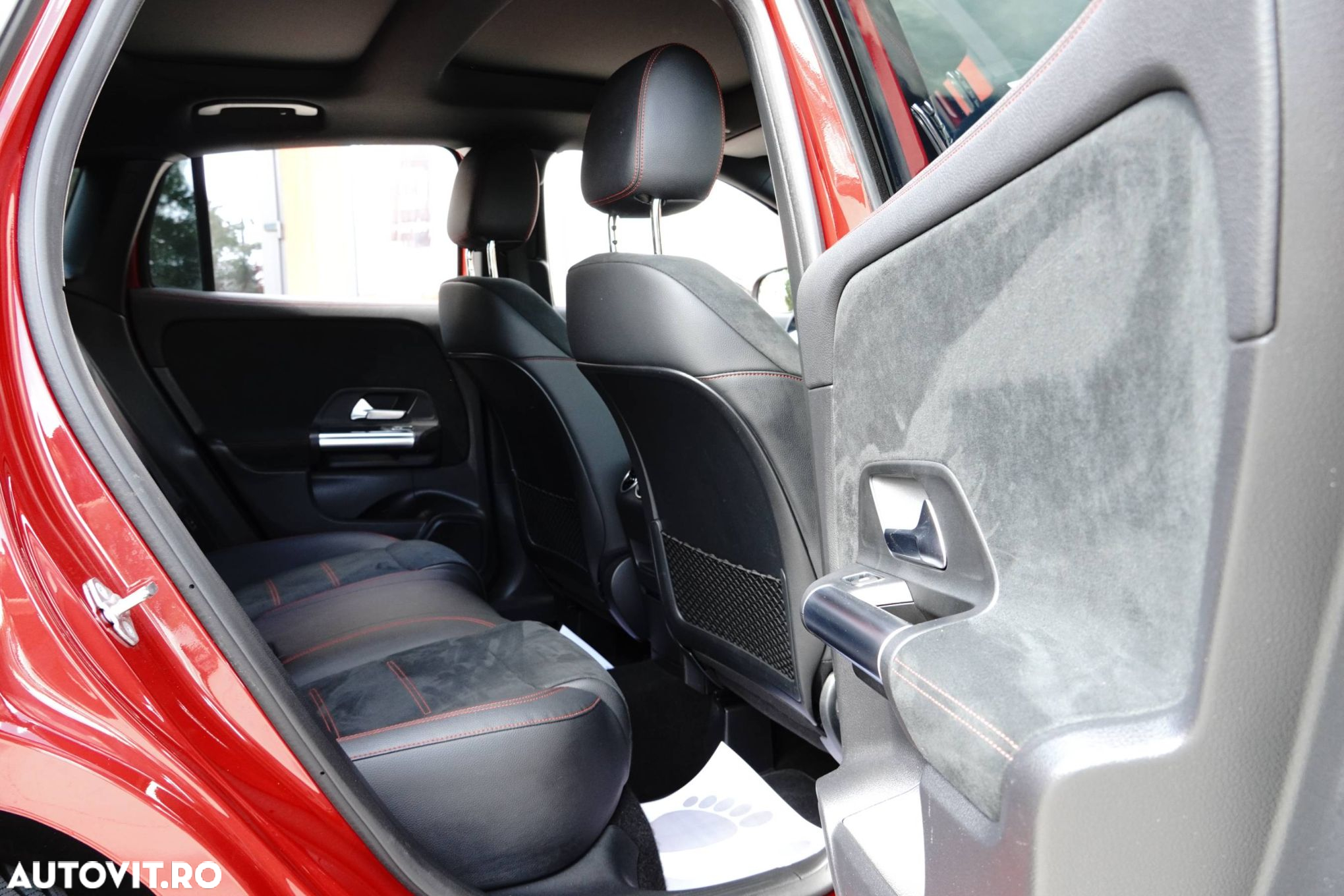 Mercedes-Benz GLA - 18