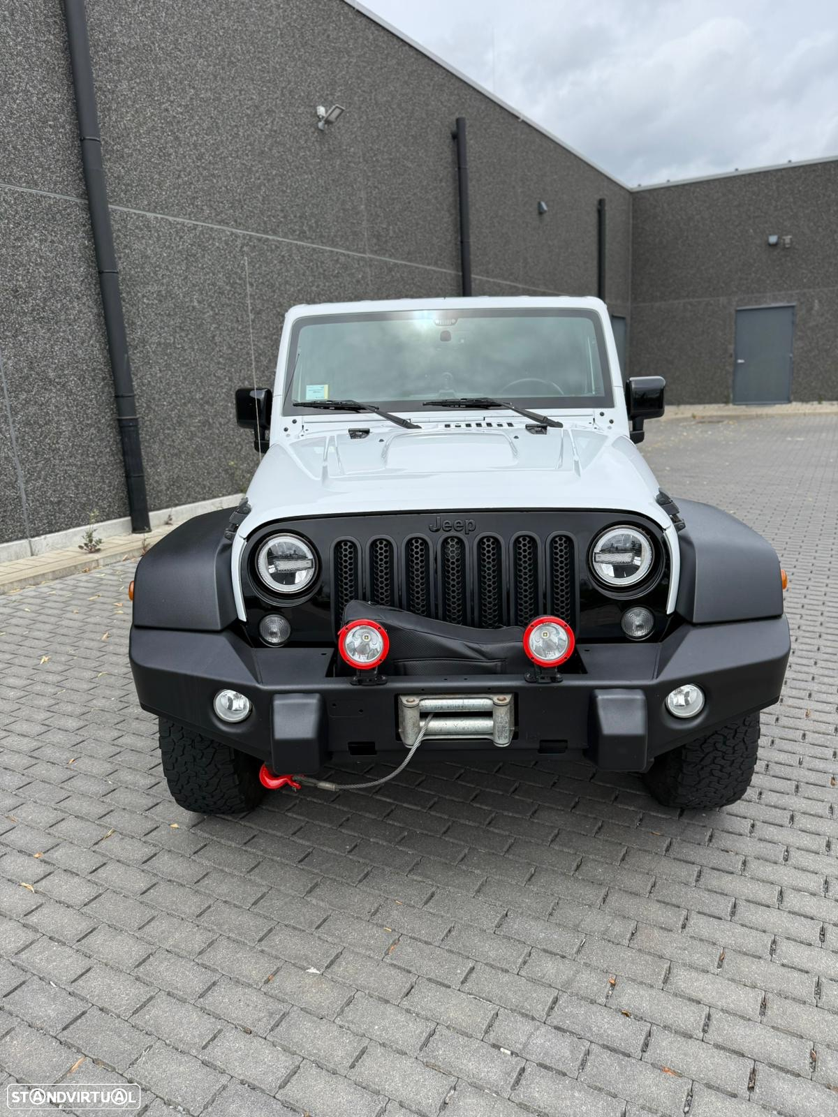 Jeep Wrangler Unlimited - 17