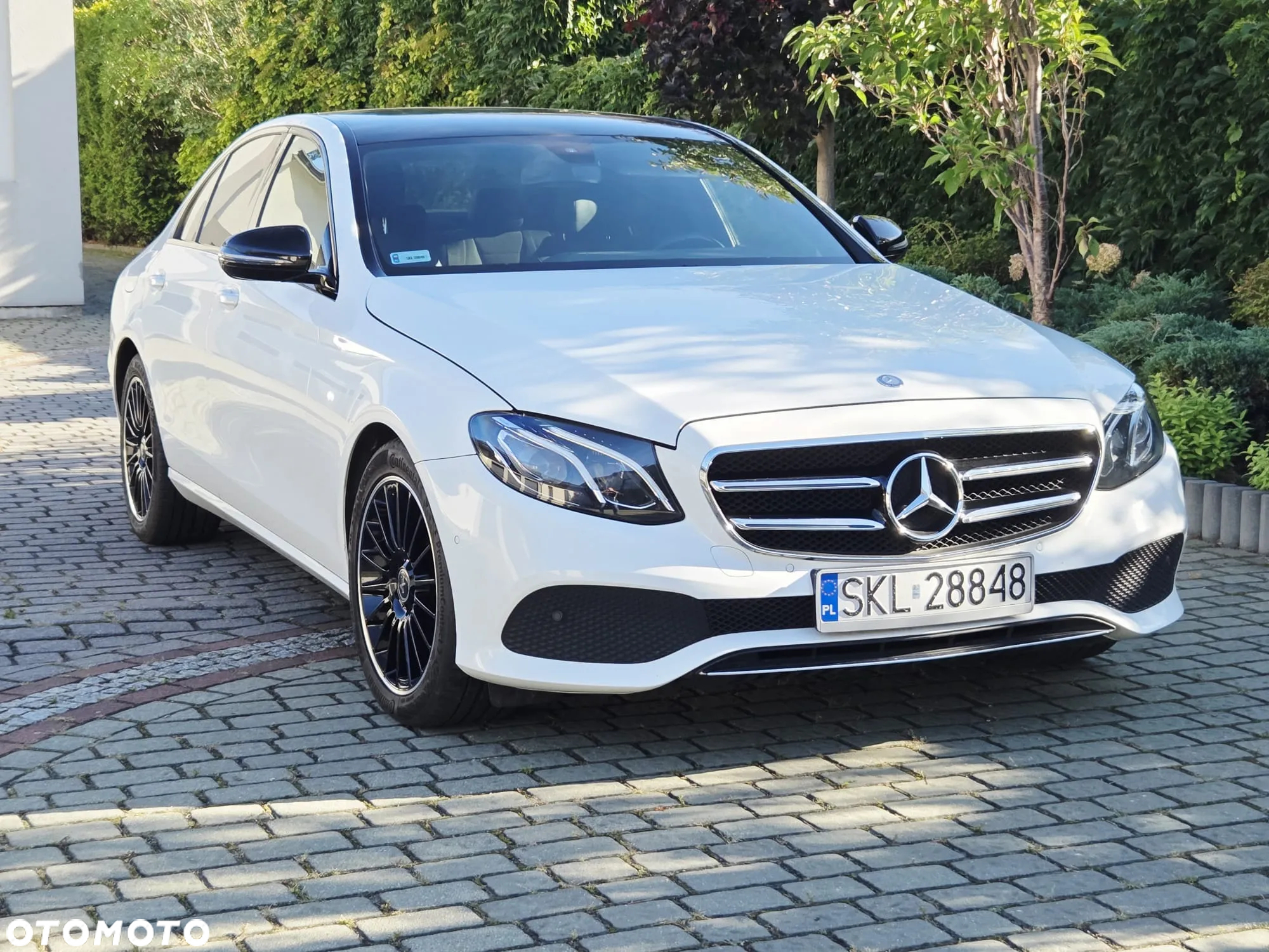 Mercedes-Benz Klasa E 220 d 9G-TRONIC - 12