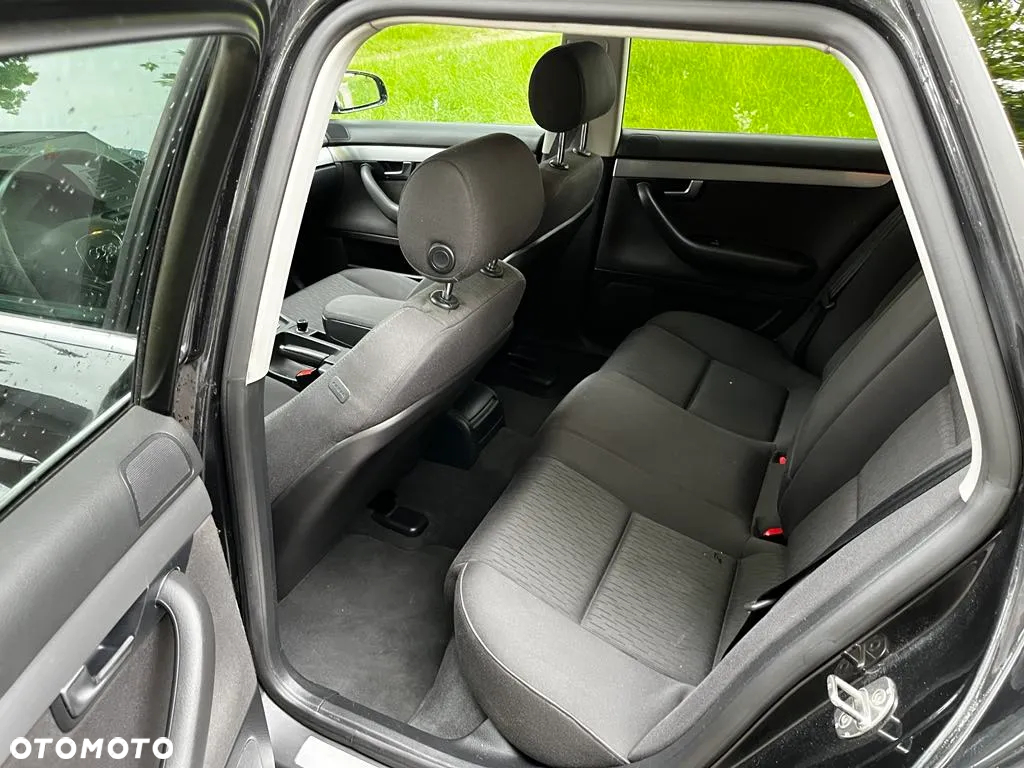 Audi A4 Avant 2.0 TDI - 11