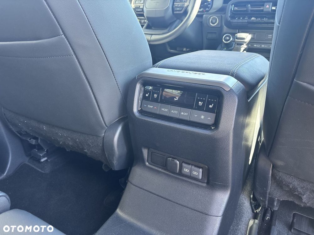 Toyota Land Cruiser LC 2.8 D-4D First Edition - 14