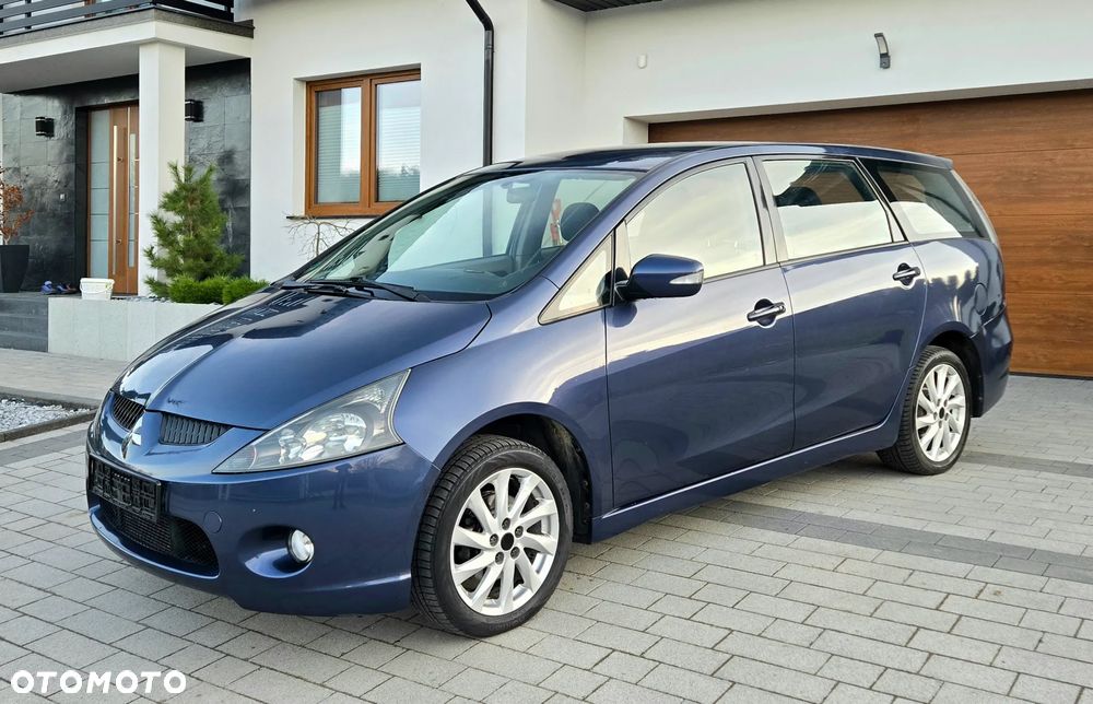 Mitsubishi Grandis 2.0 DI-D 7-Sitzer Intense - 13