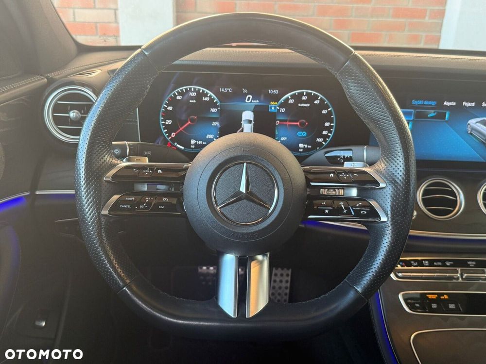 Mercedes-Benz Klasa E - 18