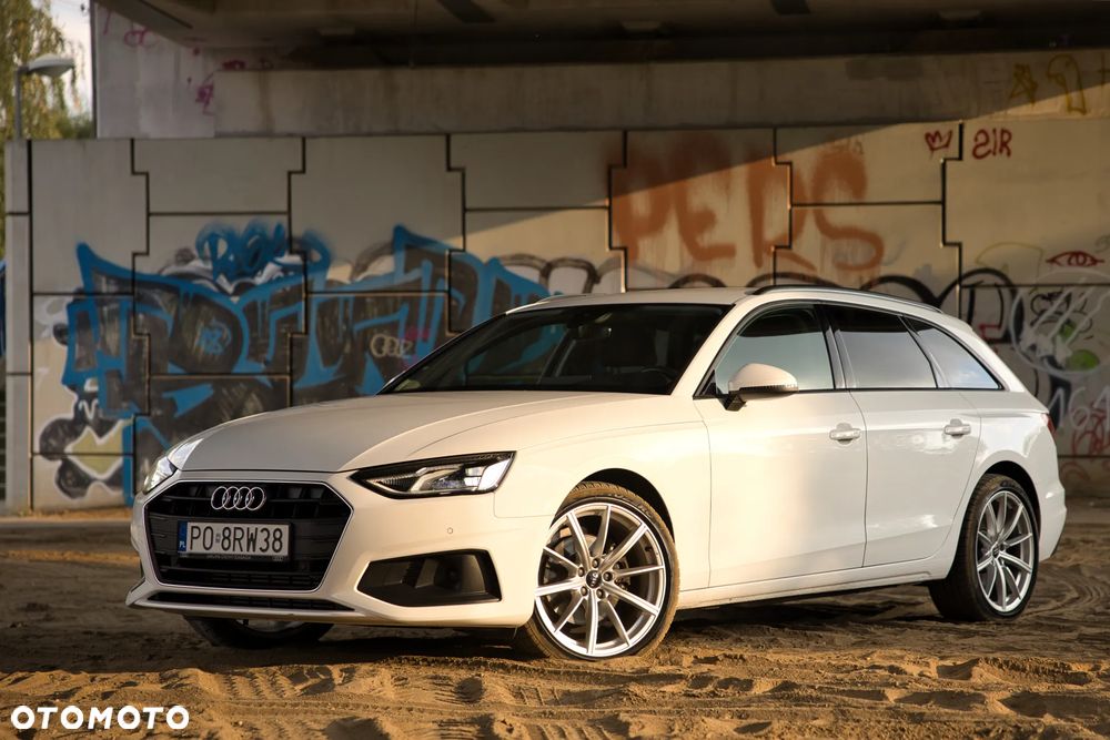 Audi A4 Avant 40 TFSI S tronic