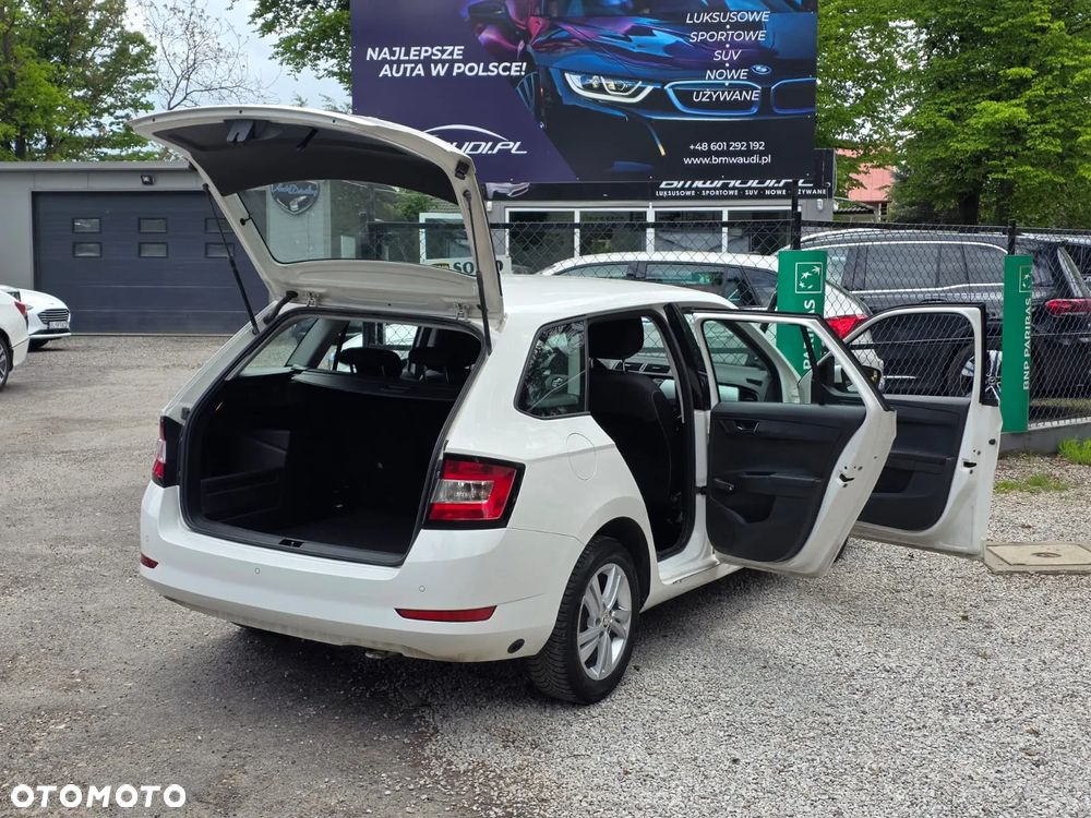 Skoda Fabia 1.0 Ambition - 9