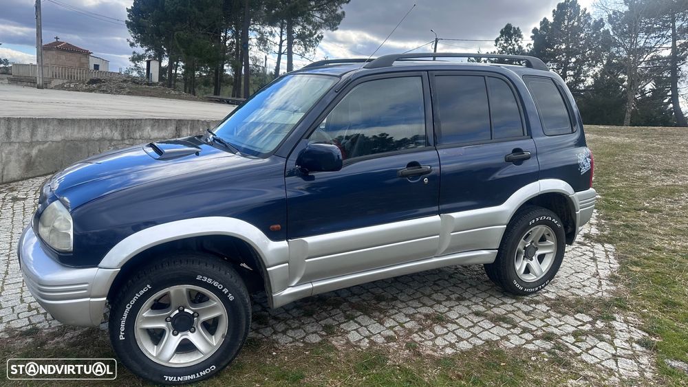 Suzuki Grand Vitara Metal Top 2.0 TDi - 3