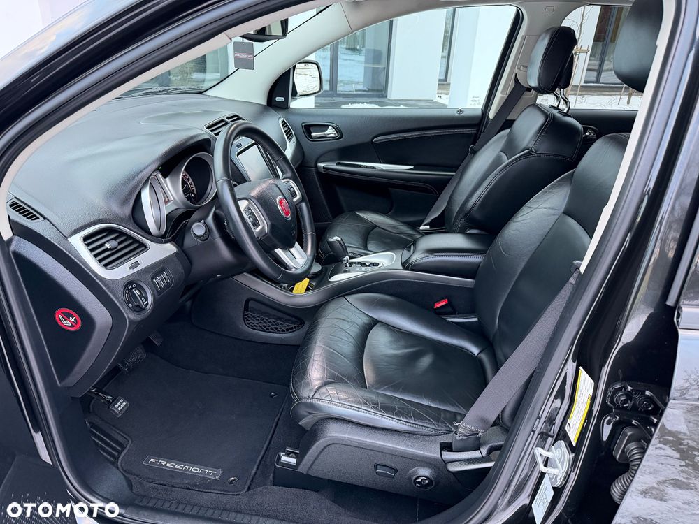 Fiat Freemont 2.0 Multijet 16V DPF Automatik Allrad Black Code - 18