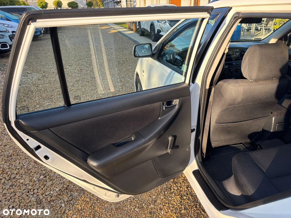 Toyota Corolla - 20